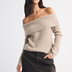 Aerie Off-Shoulder Sweater - Light Beige